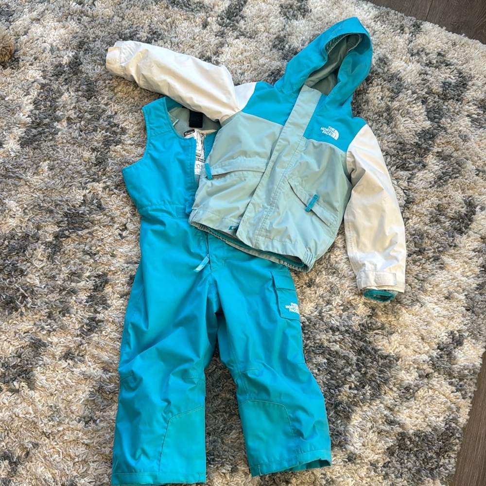 The North Face Toddler 3T Snow pants & Jacket
